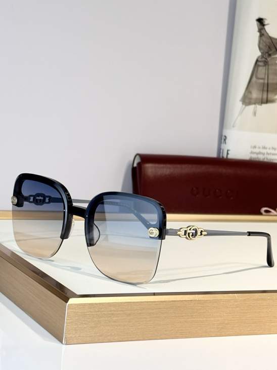 Picture of Gucci Sunglasses _SKUfw79683644fw
